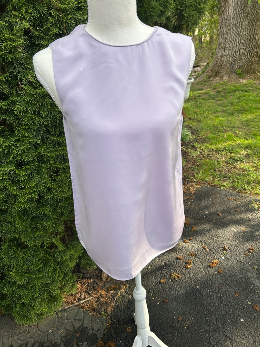 Theory Lilac Sleeveless Satin Shell Top